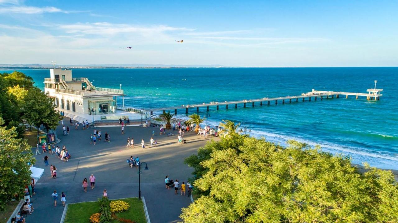 Great Apartment Near The Sea,Central Place! Burgas City Exteriér fotografie