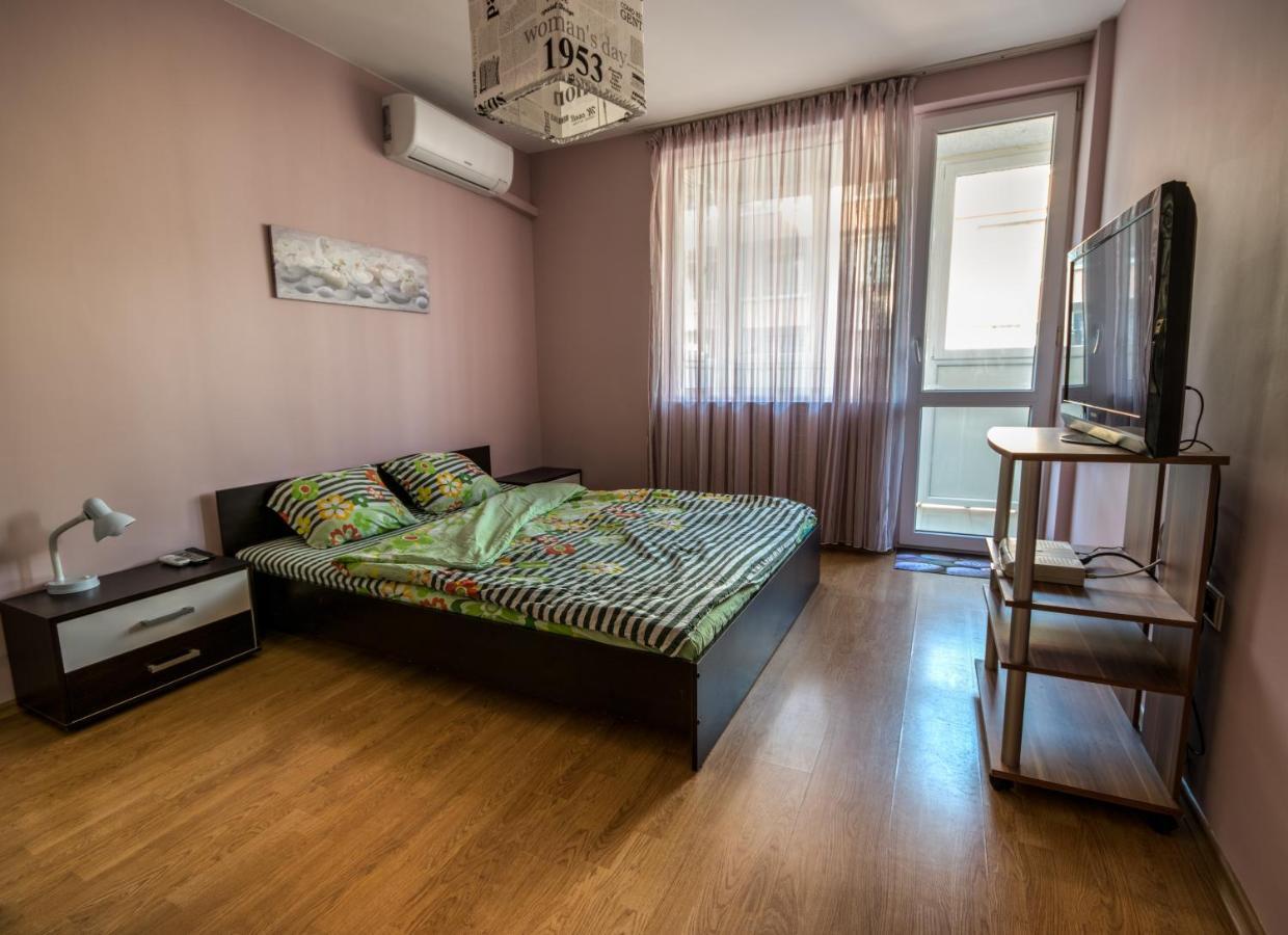 Great Apartment Near The Sea,Central Place! Burgas City Exteriér fotografie